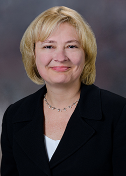 Headshot of OHSU Provider Relations manager, Dina Girgenti-Iida