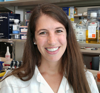 Woman in laboratory.