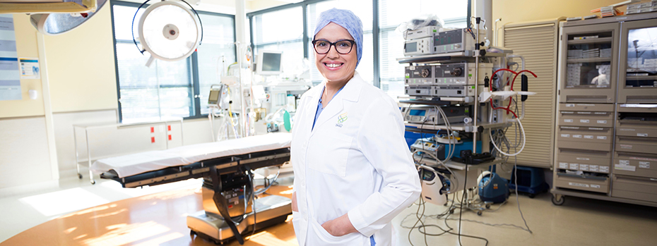 Dr. Arpana Naik, an expert OHSU breast cancer surgeon.