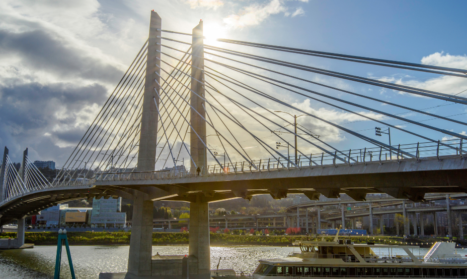 Tilikum crossing