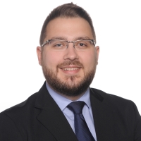 Headshot photo of Dr. Florian Guillot