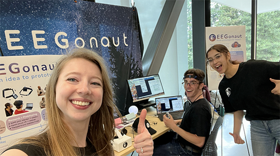 Students from the Jackman Lab celebrate their winn at Invent Oregon