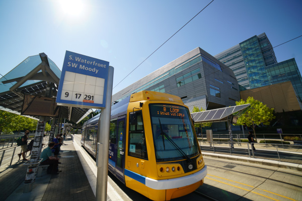 Portland Streetcar at Robertson Life Sciences Building