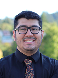 headshot of Antonio Muñoz